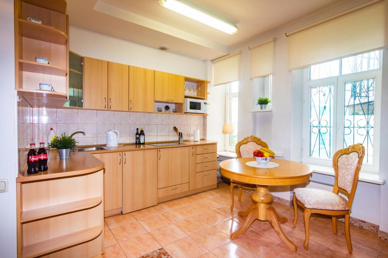 Classic Style Apartment In The Center Of Riga Exteriér fotografie