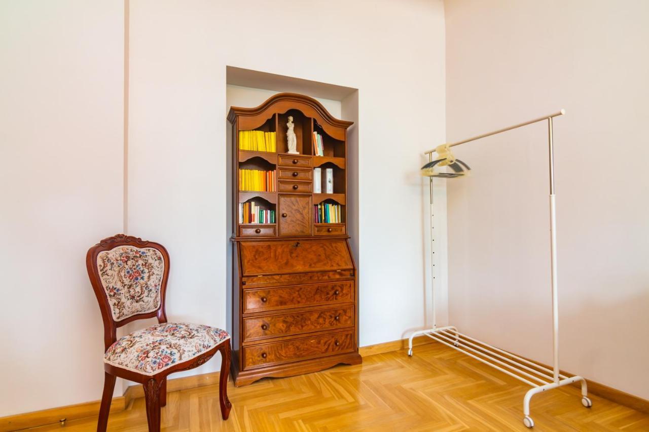 Classic Style Apartment In The Center Of Riga Exteriér fotografie