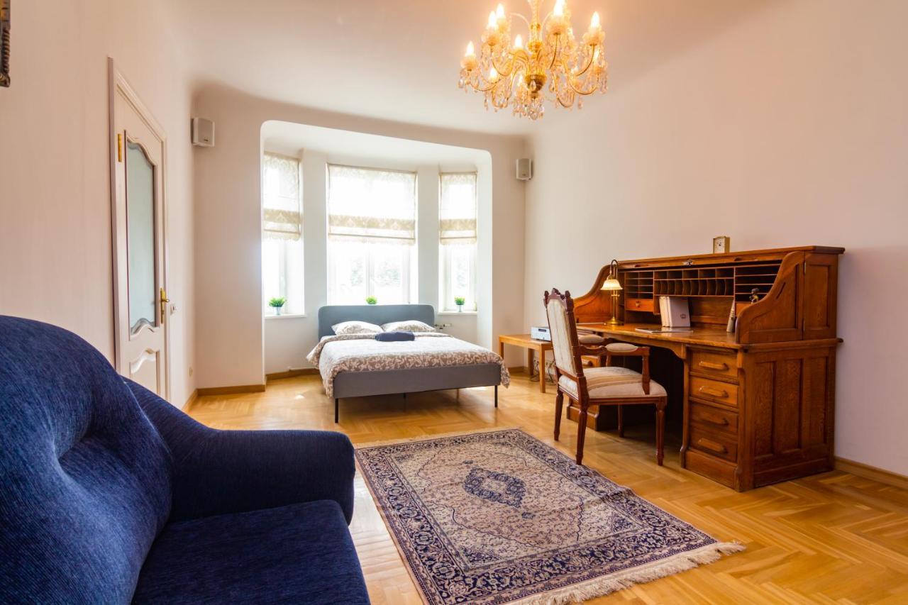 Classic Style Apartment In The Center Of Riga Exteriér fotografie