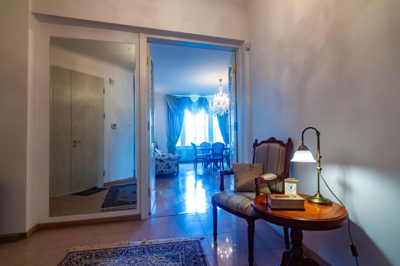 Classic Style Apartment In The Center Of Riga Exteriér fotografie
