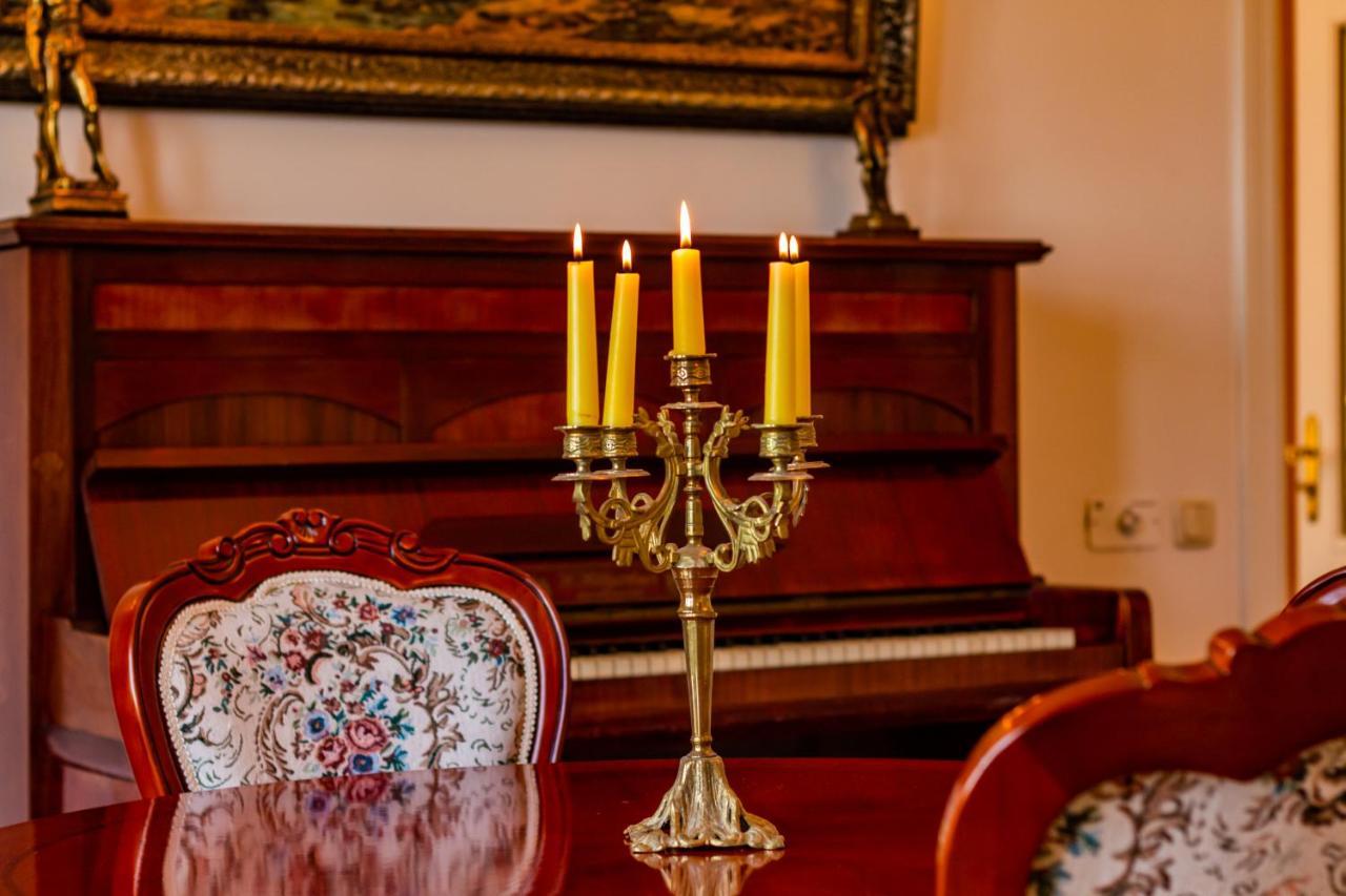 Classic Style Apartment In The Center Of Riga Exteriér fotografie